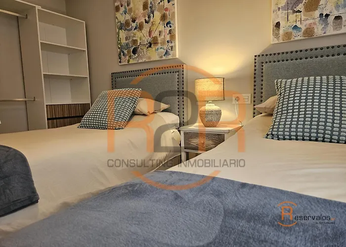Apartament 1a126 Centrico De 2 En By R2r