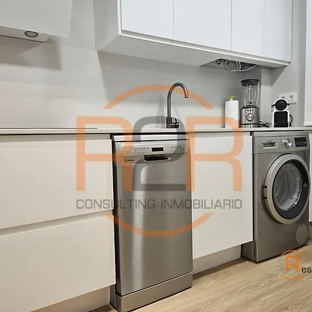 1A126 Apartamento céntrico de 2 dormitorios en Gijón By R2R Appartement *