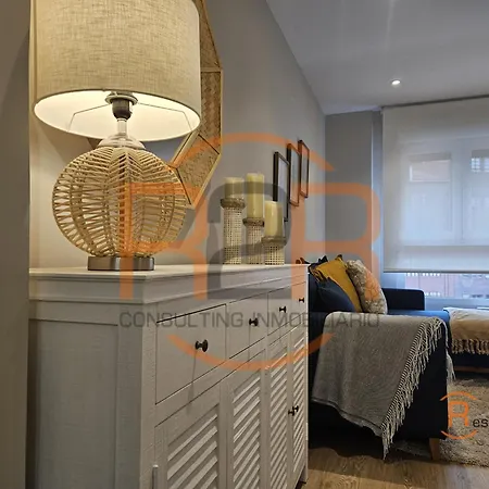 1A126 Apartamento céntrico de 2 dormitorios en Gijón By R2R Appartement Gijón